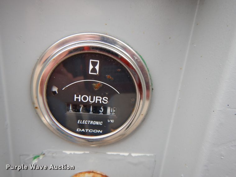 image for item DF6013 1996 Mec 33RT  scissor lift