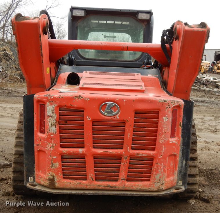 image for item DF6026 Kubota SVL90-2  tracked skid steer loader
