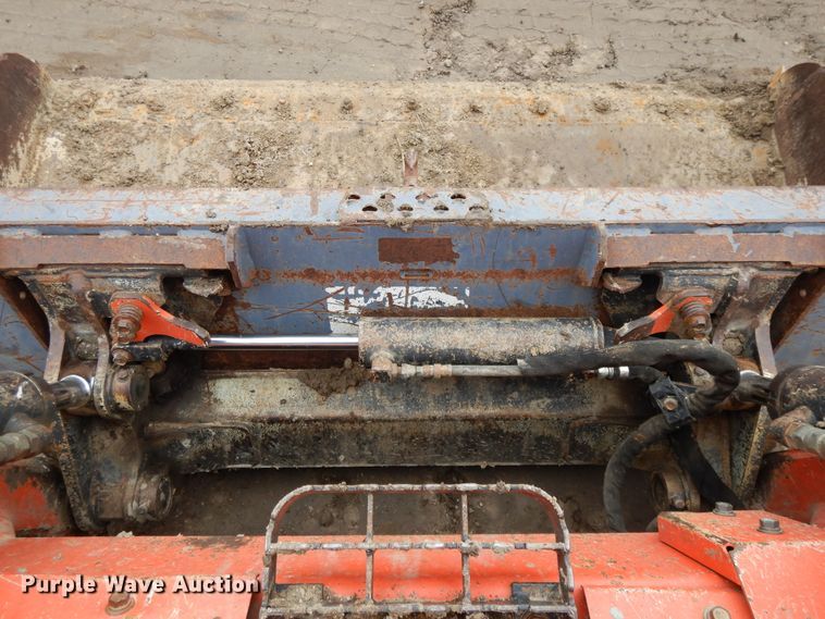 image for item DF6026 Kubota SVL90-2  tracked skid steer loader