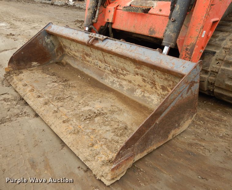 image for item DF6026 Kubota SVL90-2  tracked skid steer loader