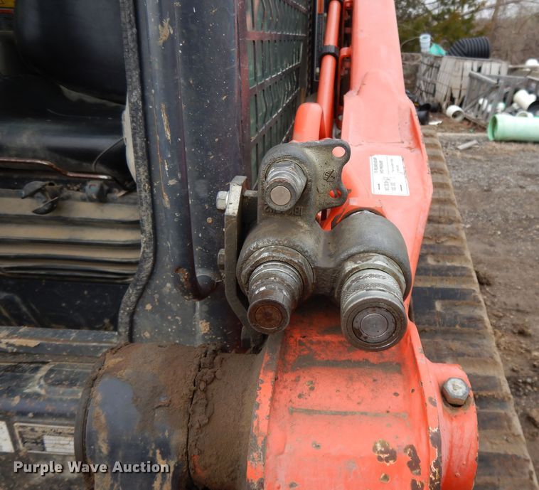 image for item DF6026 Kubota SVL90-2  tracked skid steer loader