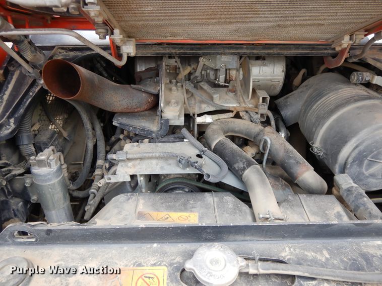 image for item DF6026 Kubota SVL90-2  tracked skid steer loader