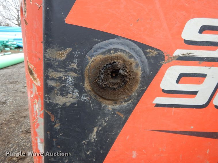 image for item DF6026 Kubota SVL90-2  tracked skid steer loader