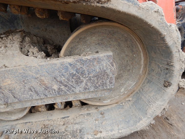 image for item DF6026 Kubota SVL90-2  tracked skid steer loader