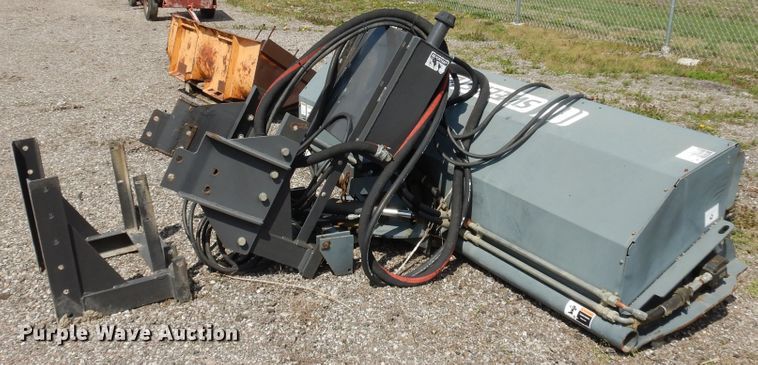 image for item DF6048 (2) Skid steer attachments