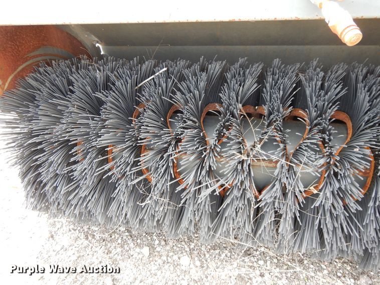 image for item DF6048 (2) Skid steer attachments