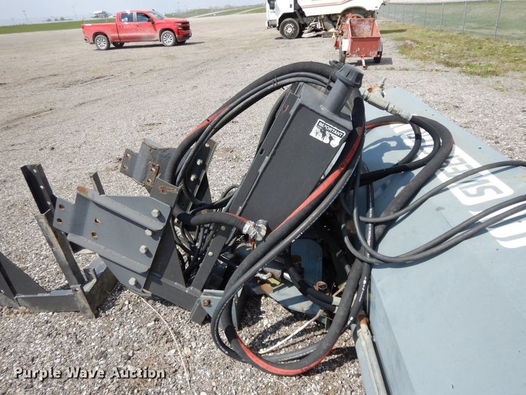 image for item DF6048 (2) Skid steer attachments