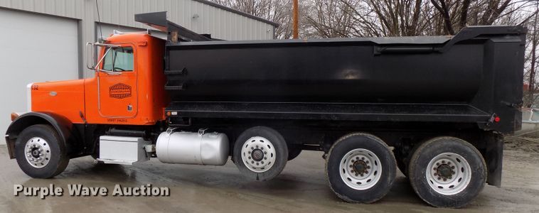 image for item DG2547 1999 Peterbilt 379 dump truck