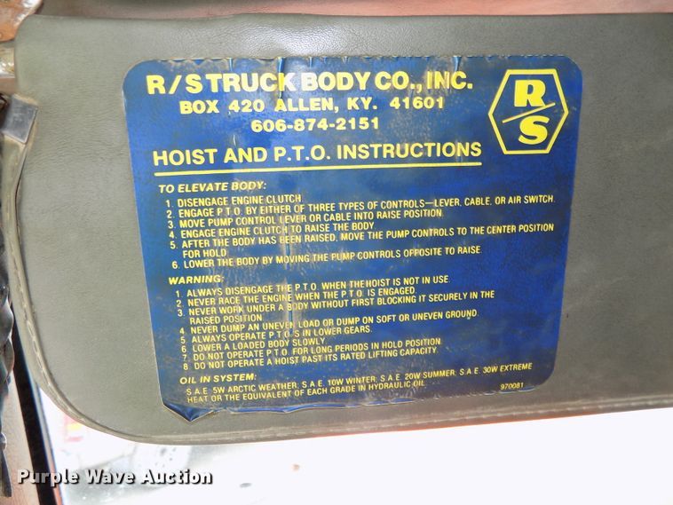 image for item DG2547 1999 Peterbilt 379 dump truck