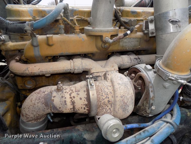 image for item DG2547 1999 Peterbilt 379 dump truck