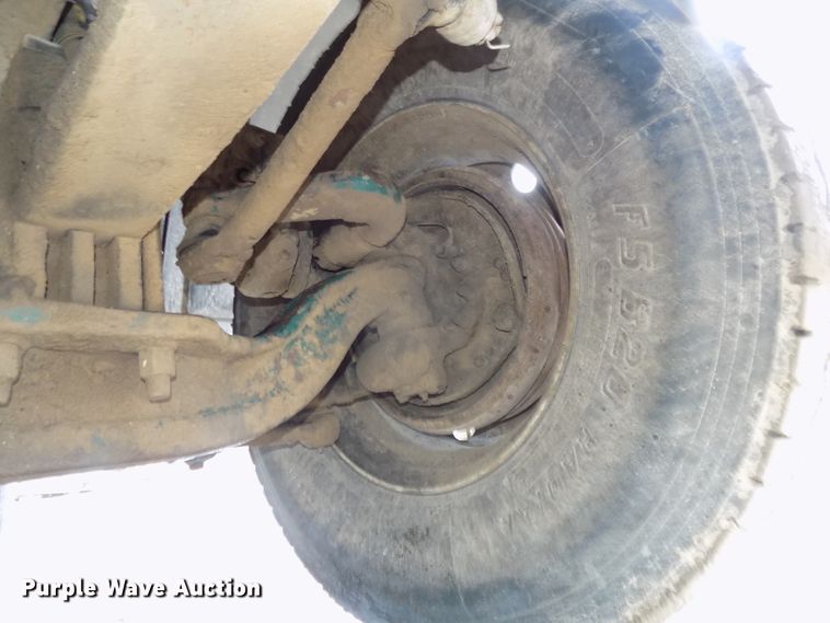 image for item DG2547 1999 Peterbilt 379 dump truck