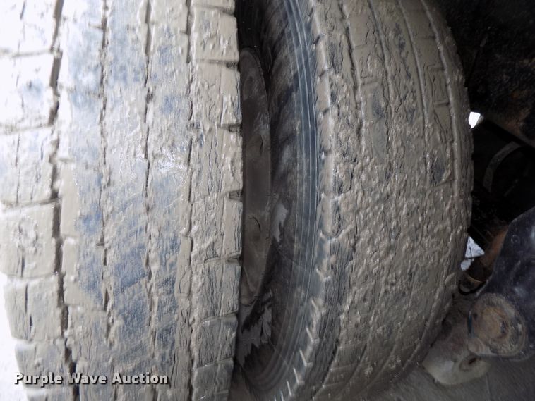 image for item DG2547 1999 Peterbilt 379 dump truck