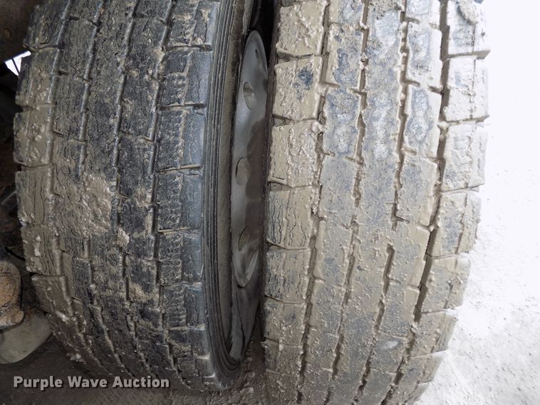 image for item DG2547 1999 Peterbilt 379 dump truck