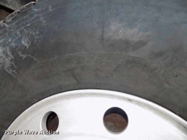 image for item DG2547 1999 Peterbilt 379 dump truck