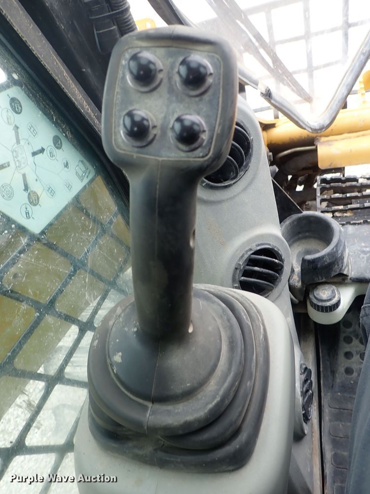 image for item DG3029 2013 Caterpillar 262C Series 2  skid steer loader