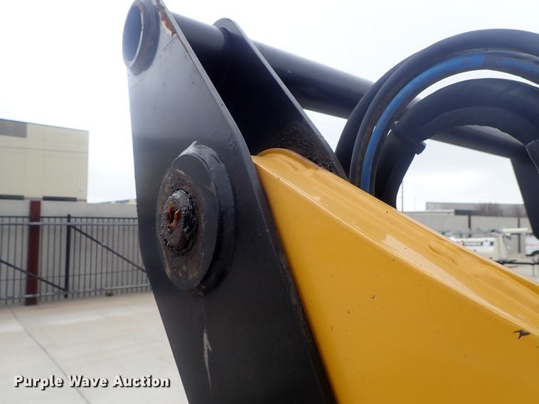 image for item DG3029 2013 Caterpillar 262C Series 2  skid steer loader