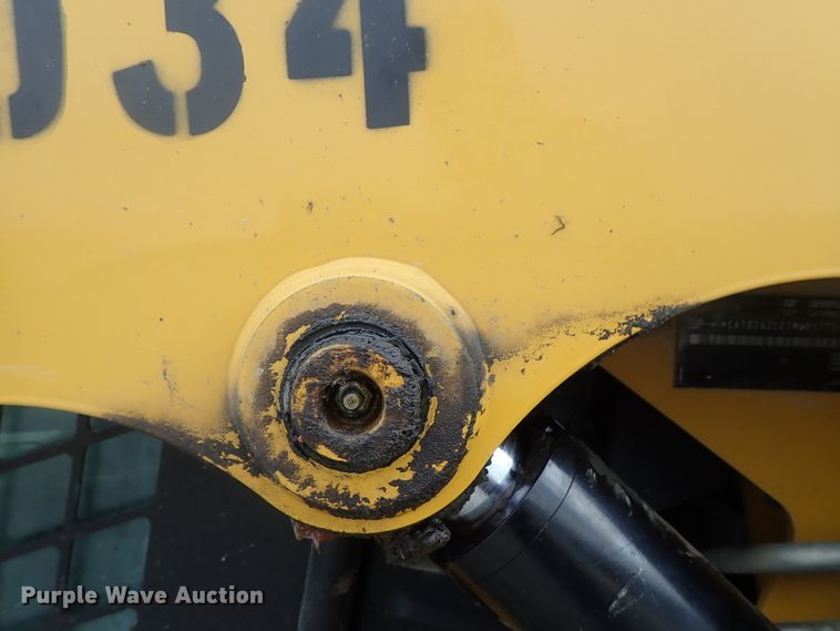 image for item DG3029 2013 Caterpillar 262C Series 2  skid steer loader