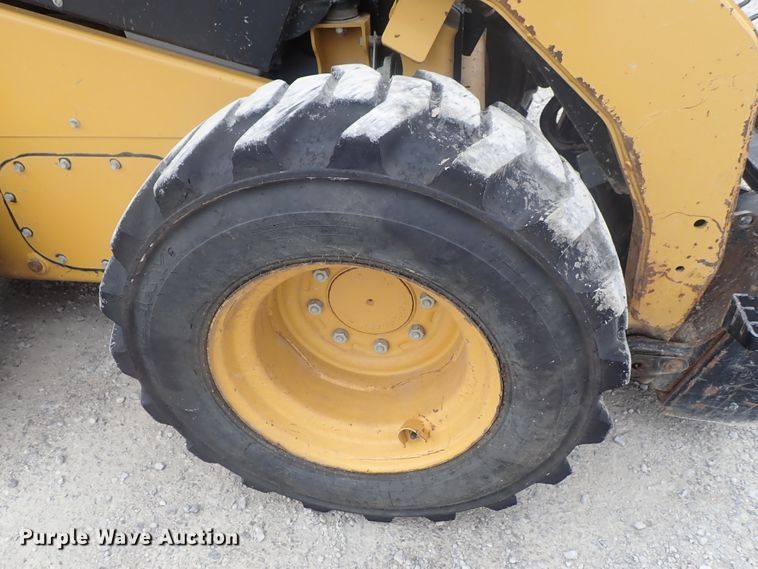 image for item DG3029 2013 Caterpillar 262C Series 2  skid steer loader