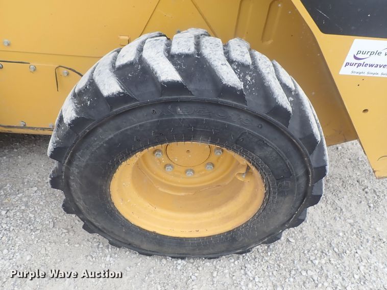 image for item DG3029 2013 Caterpillar 262C Series 2  skid steer loader