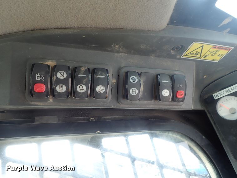 image for item DG3030 2013 Caterpillar 262C Series 2  skid steer loader