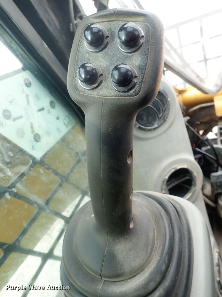 image for item DG3030 2013 Caterpillar 262C Series 2  skid steer loader