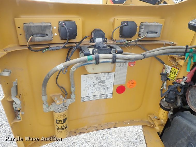 image for item DG3030 2013 Caterpillar 262C Series 2  skid steer loader