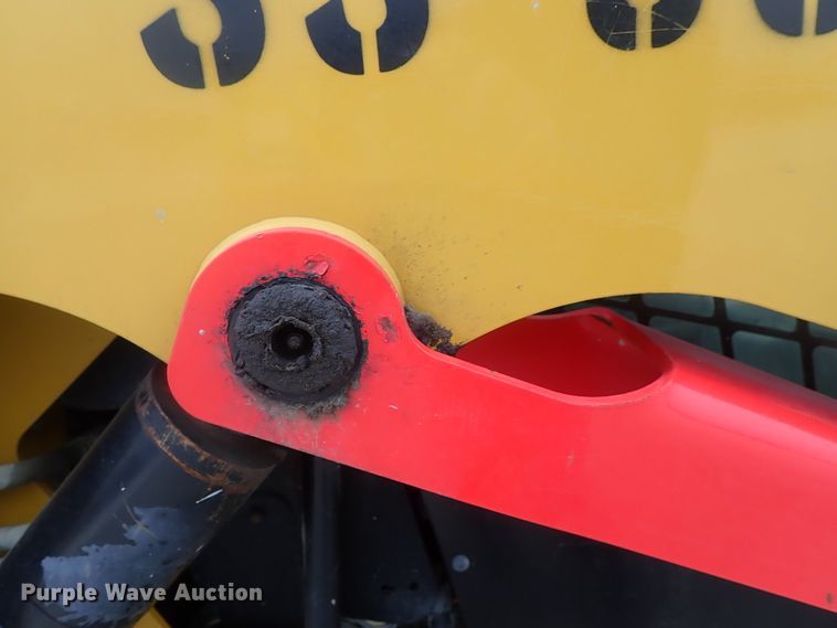 image for item DG3030 2013 Caterpillar 262C Series 2  skid steer loader