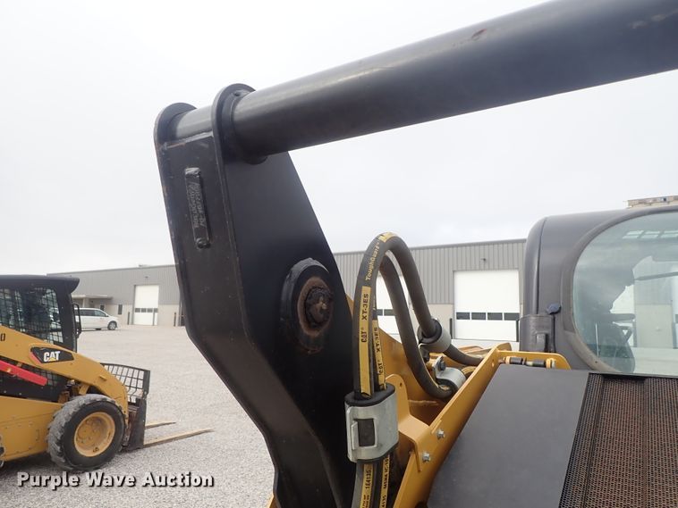image for item DG3030 2013 Caterpillar 262C Series 2  skid steer loader