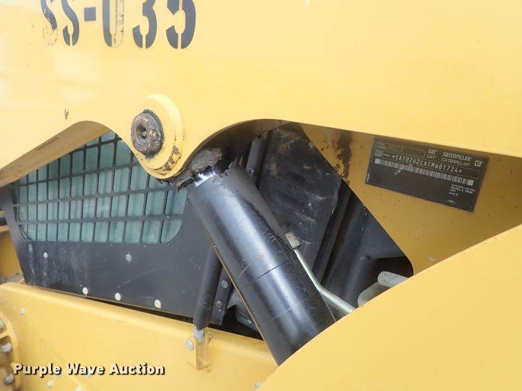 image for item DG3030 2013 Caterpillar 262C Series 2  skid steer loader