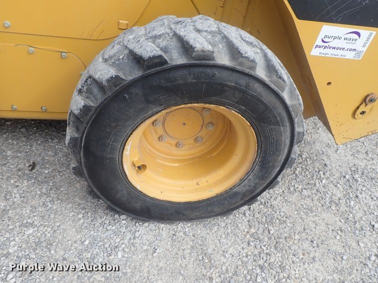 image for item DG3030 2013 Caterpillar 262C Series 2  skid steer loader