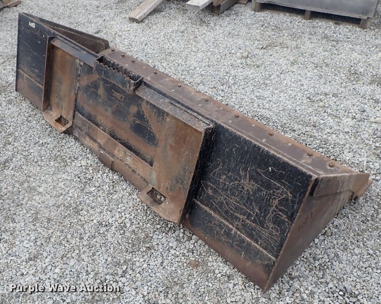 image for item DG3030 2013 Caterpillar 262C Series 2  skid steer loader