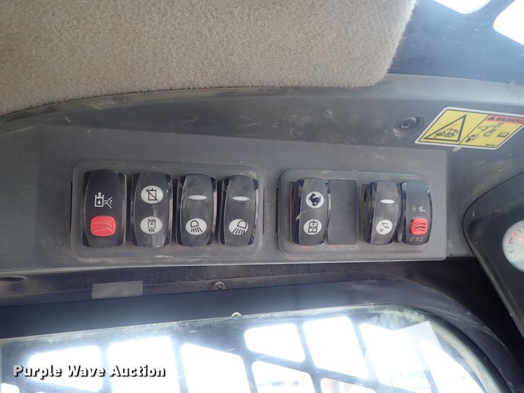image for item DG3031 2013 Caterpillar 262C  Series 2 skid steer loader