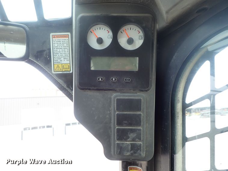 image for item DG3031 2013 Caterpillar 262C  Series 2 skid steer loader