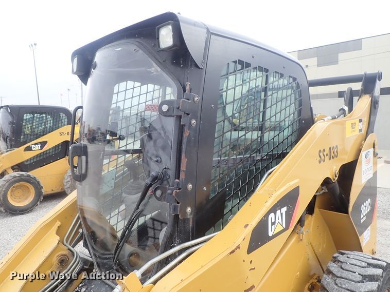 image for item DG3031 2013 Caterpillar 262C  Series 2 skid steer loader