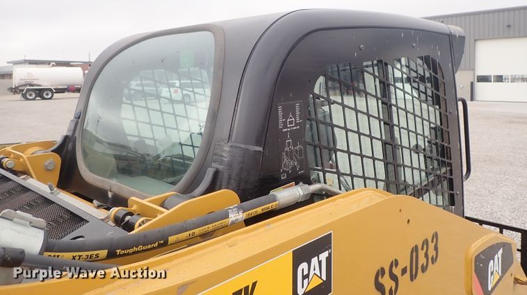 image for item DG3031 2013 Caterpillar 262C  Series 2 skid steer loader