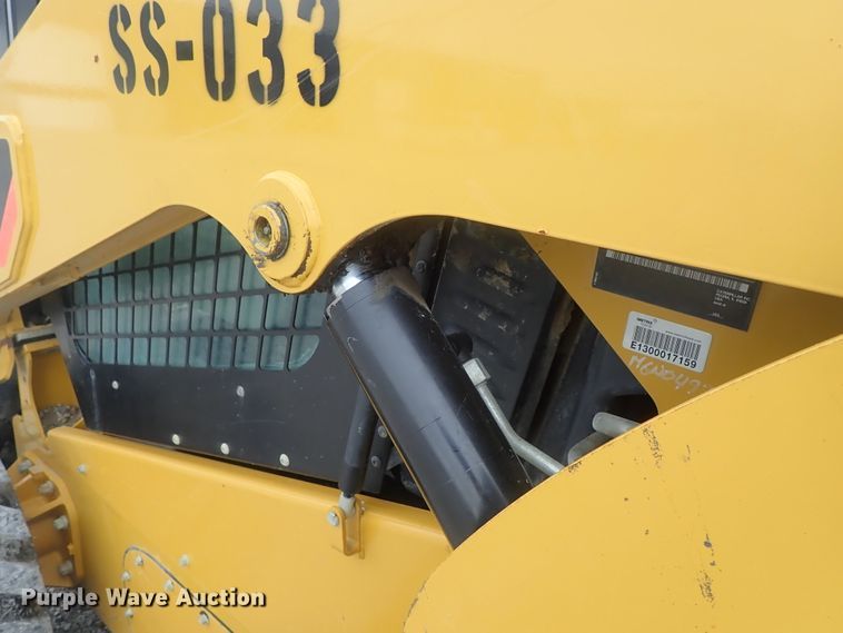 image for item DG3031 2013 Caterpillar 262C  Series 2 skid steer loader