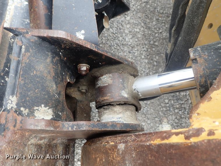 image for item DG3031 2013 Caterpillar 262C  Series 2 skid steer loader