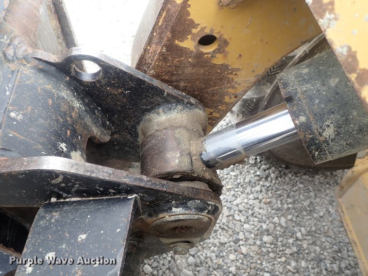 image for item DG3031 2013 Caterpillar 262C  Series 2 skid steer loader