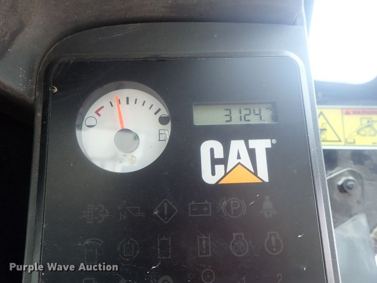 image for item DG3036 2013 Caterpillar 262C Series 2  skid steer loader