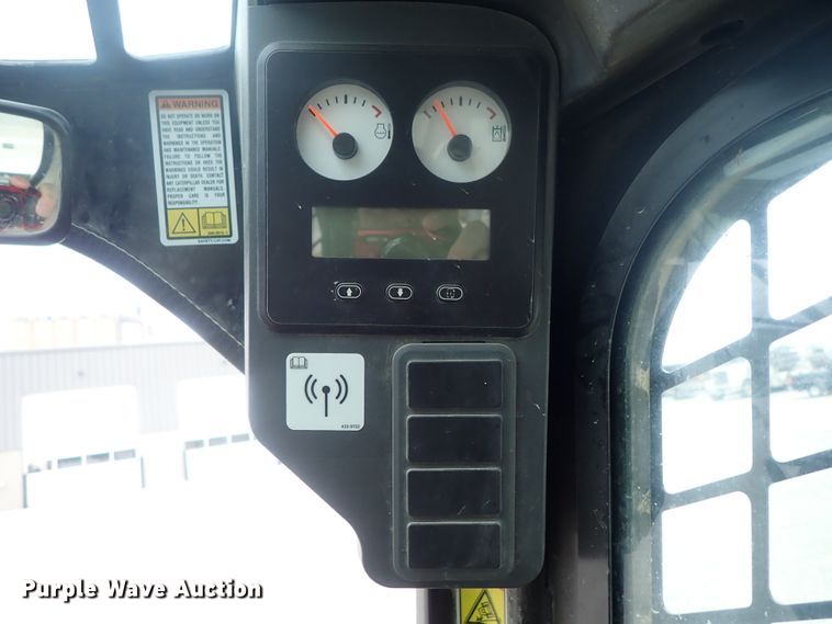 image for item DG3036 2013 Caterpillar 262C Series 2  skid steer loader