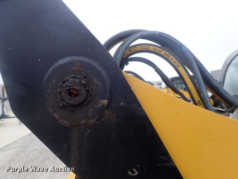 image for item DG3036 2013 Caterpillar 262C Series 2  skid steer loader