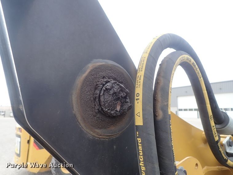 image for item DG3036 2013 Caterpillar 262C Series 2  skid steer loader