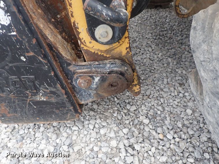 image for item DG3036 2013 Caterpillar 262C Series 2  skid steer loader