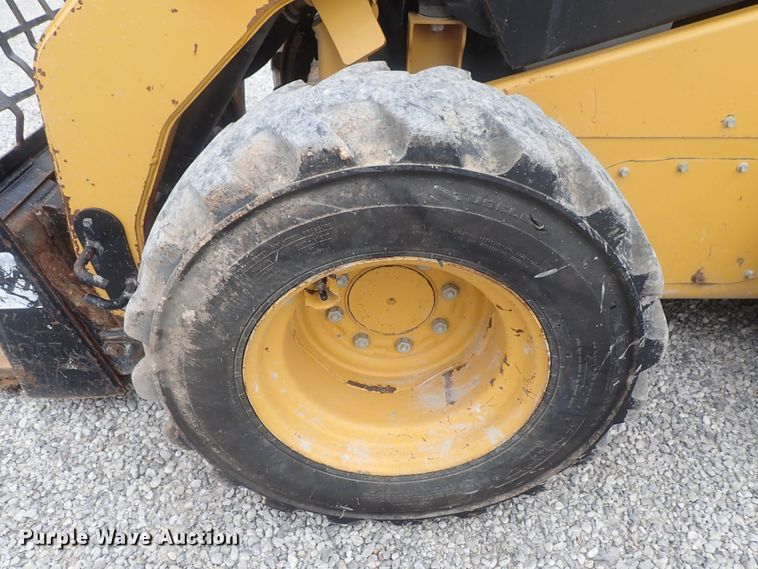 image for item DG3036 2013 Caterpillar 262C Series 2  skid steer loader