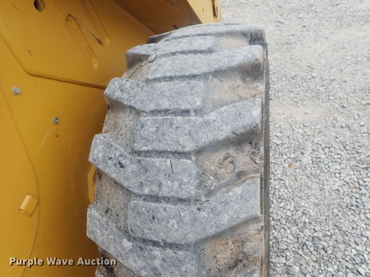 image for item DG3036 2013 Caterpillar 262C Series 2  skid steer loader