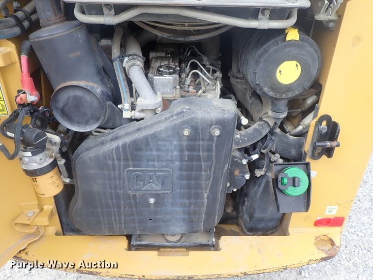 image for item DG3036 2013 Caterpillar 262C Series 2  skid steer loader