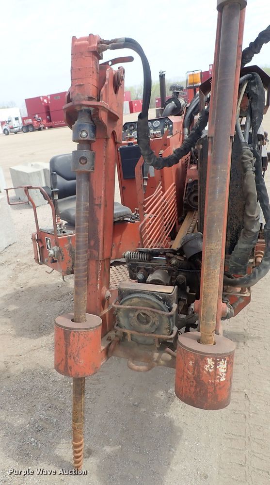 image for item DG3056 1999 Ditch Witch JT920L  directional boring unit