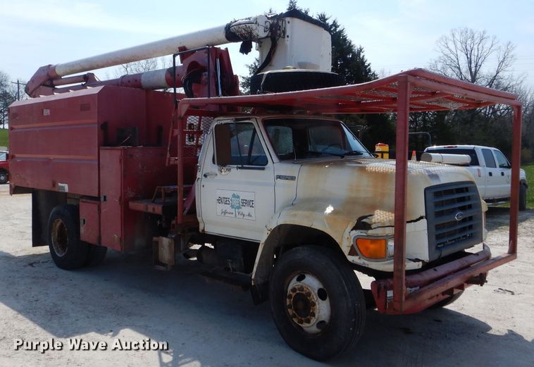 image for item DG5602 1998 Ford F800 bucket truck