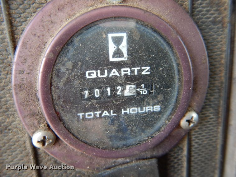 image for item DG5602 1998 Ford F800 bucket truck