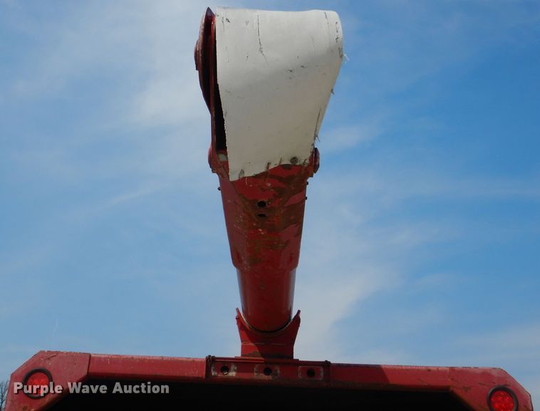 image for item DG5602 1998 Ford F800 bucket truck